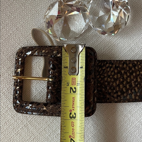 Holt Renfrew Wide Brown Metallic Leopard Print Belt - Fits 28-32” - Picture 7 of 8